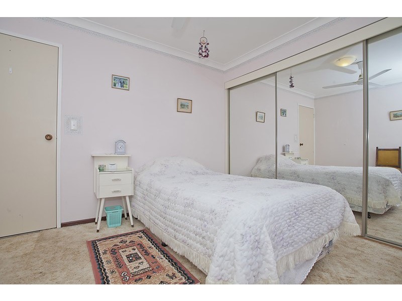 17 Wayfarer Road, Heathridge WA 6027