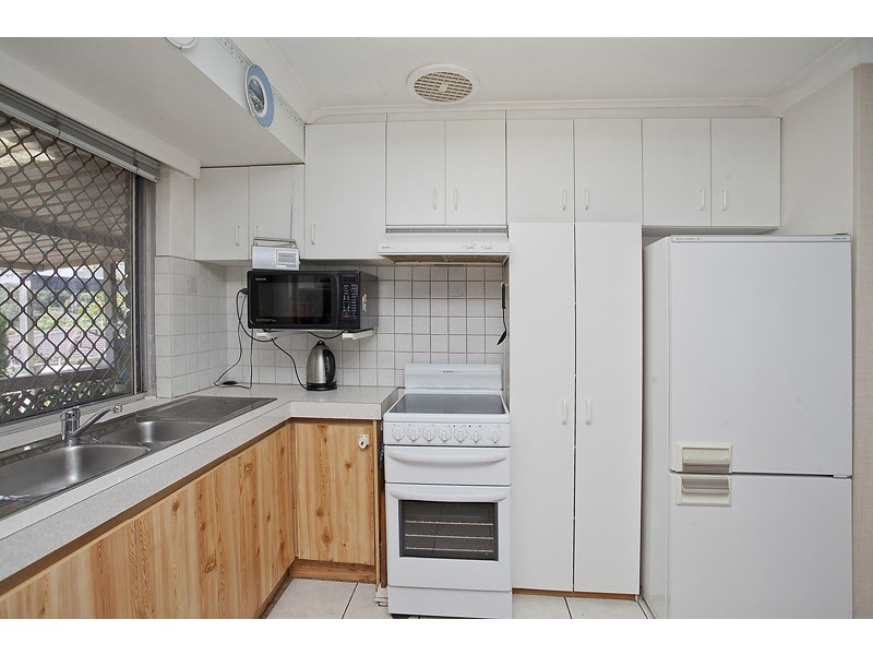 17 Wayfarer Road, Heathridge WA 6027