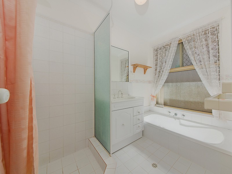 22 Catrine Court, Kingsley WA 6026