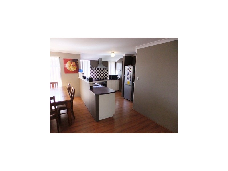 35 San Teodoro Avenue, Sinagra WA 6065