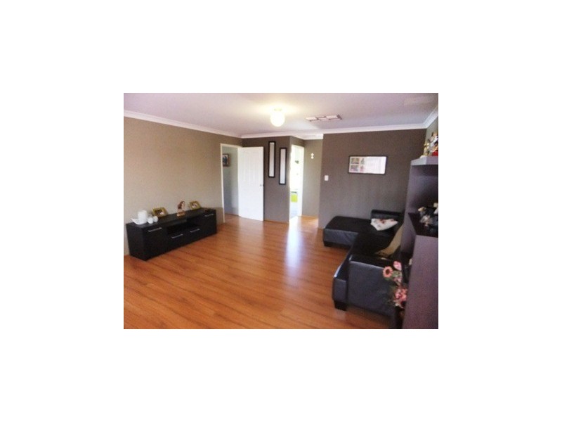 35 San Teodoro Avenue, Sinagra WA 6065