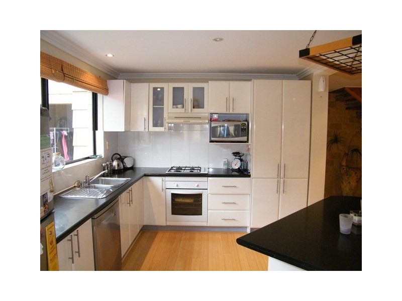 4 Balliol Elbow, Kinross WA 6028