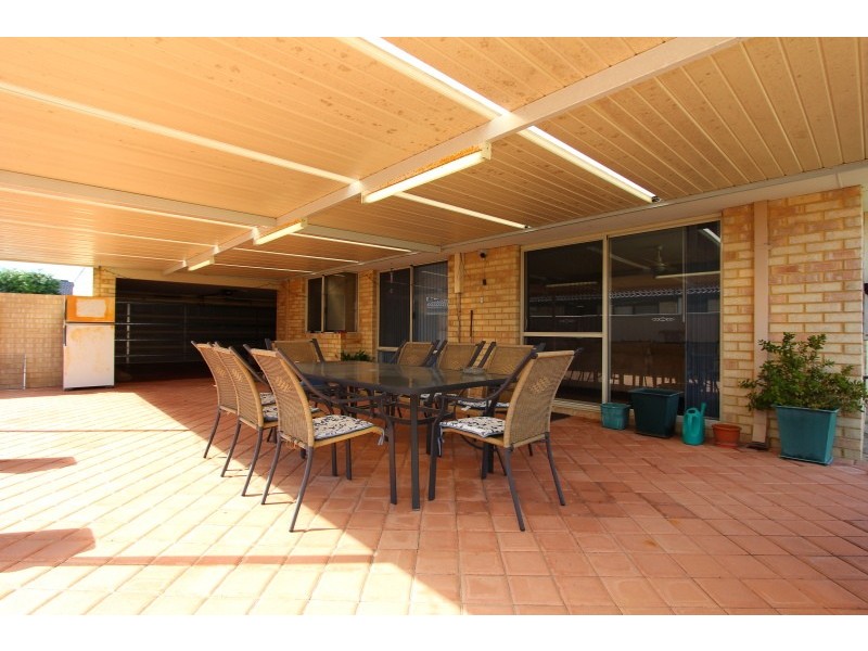 1 Haily Pass, Tapping WA 6065