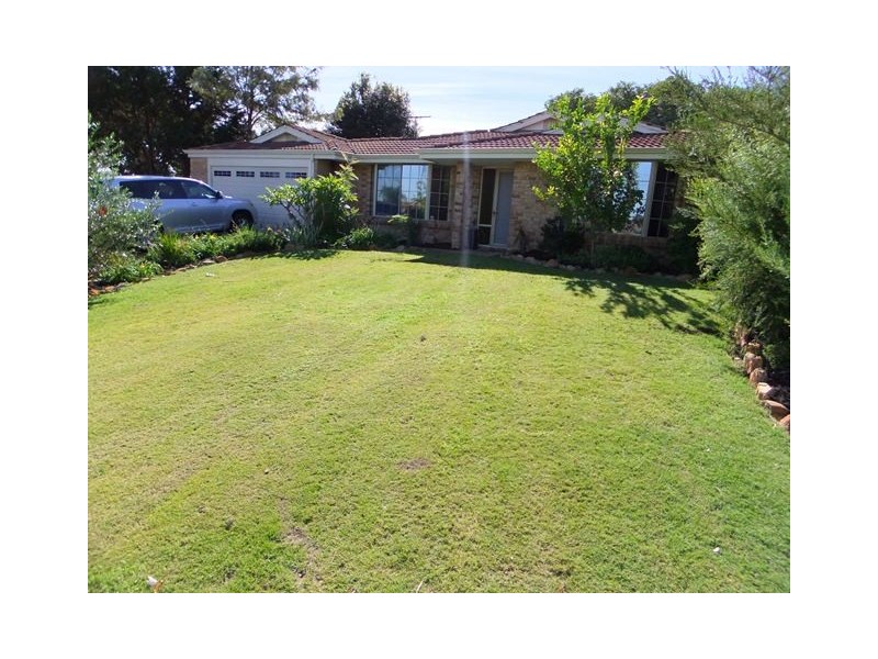 33 Manyarra Turn, Joondalup WA 6027