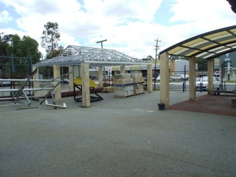 60 Gillam Drive, Kelmscott WA 6111