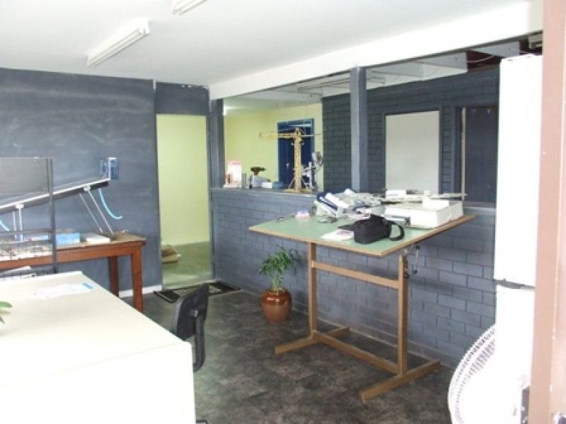 60 Gillam Drive, Kelmscott WA 6111