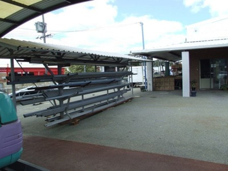 60 Gillam Drive, Kelmscott WA 6111