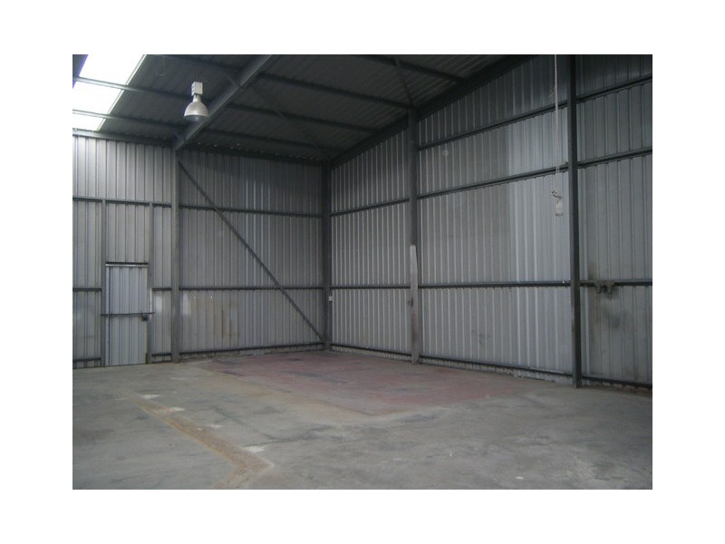 2/17 Mosey Street, Landsdale WA 6065