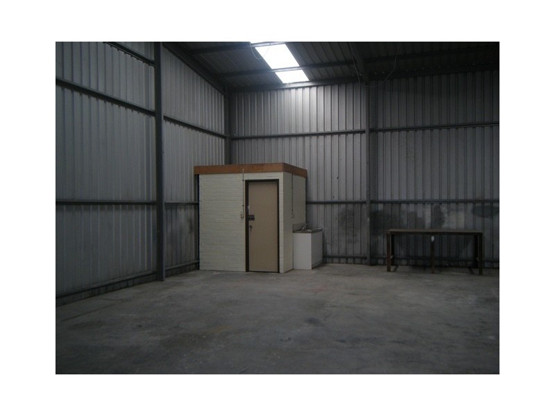 2/17 Mosey Street, Landsdale WA 6065