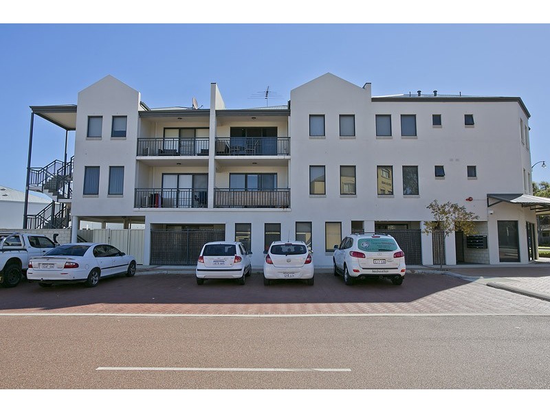 10/22 Grand Boulevard, Joondalup WA 6027