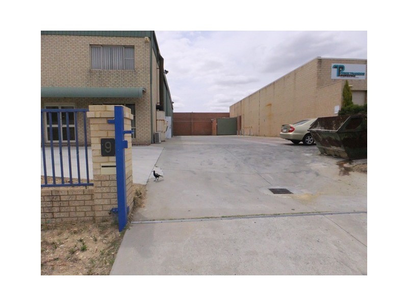 9 Agett Road, Malaga WA 6090