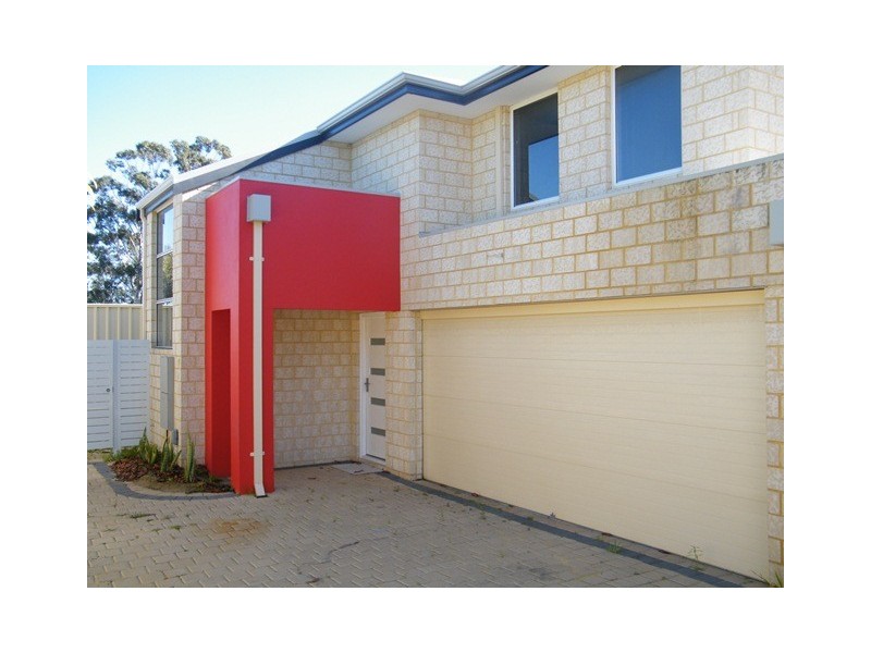 38C Eastbourne Crescent, Nollamara WA 6061