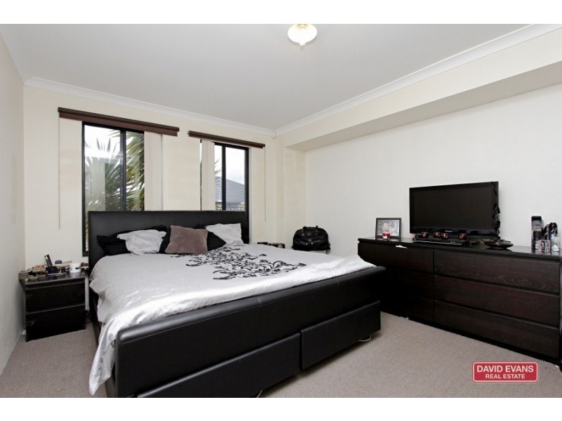 17 Whitland Street, Butler WA 6036