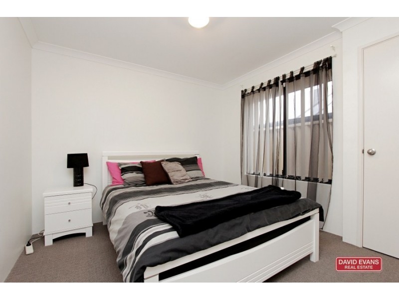 17 Whitland Street, Butler WA 6036