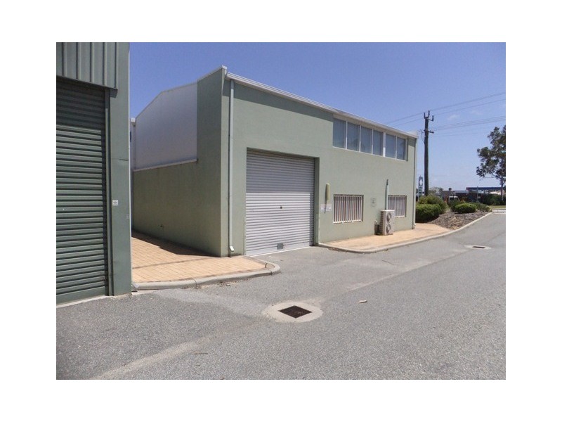 1/32 Buckingham Drive, Wangara WA 6065