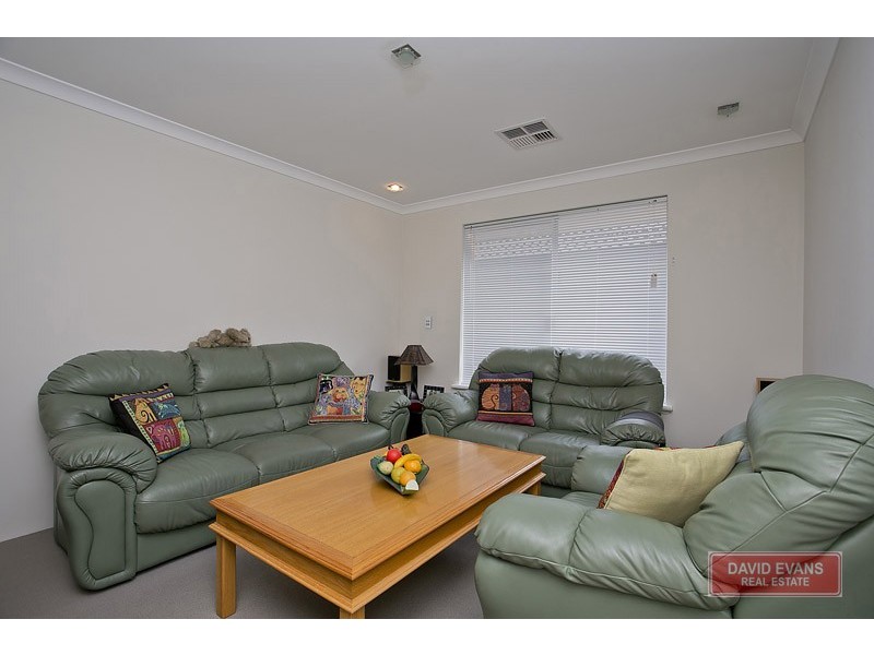 16 Bagatelle Road, Landsdale WA 6065