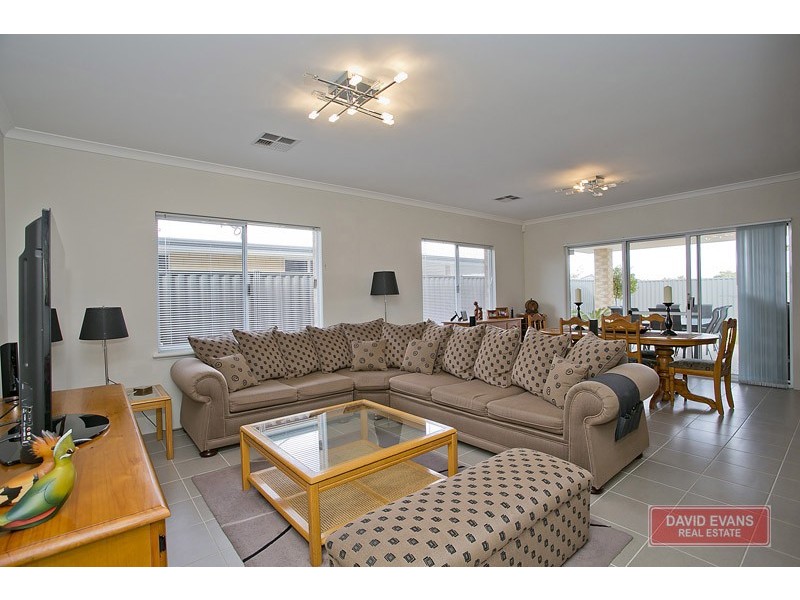 16 Bagatelle Road, Landsdale WA 6065