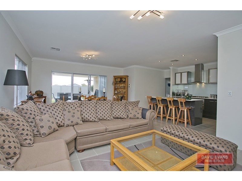 16 Bagatelle Road, Landsdale WA 6065