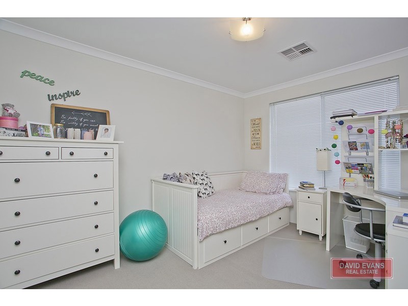 16 Bagatelle Road, Landsdale WA 6065