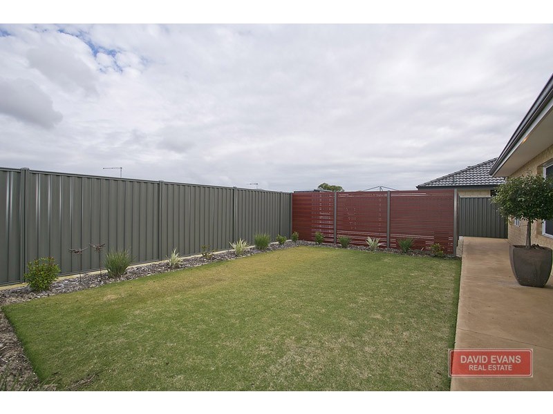 16 Bagatelle Road, Landsdale WA 6065