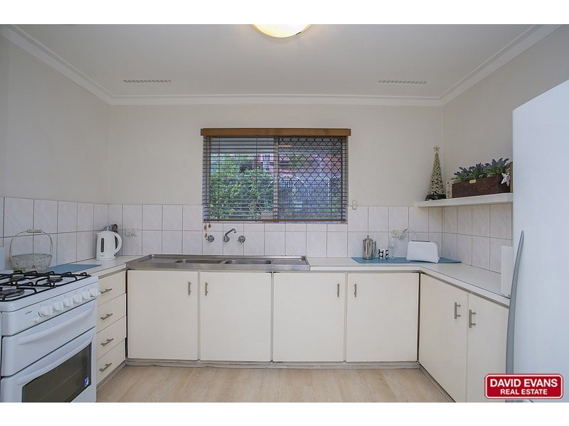 6 Ballantine Road, Warwick WA 6024