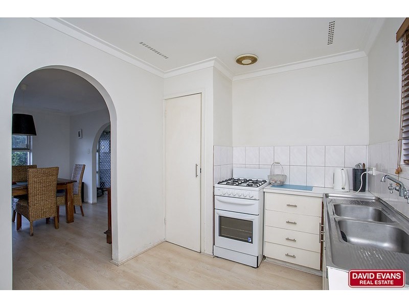 6 Ballantine Road, Warwick WA 6024