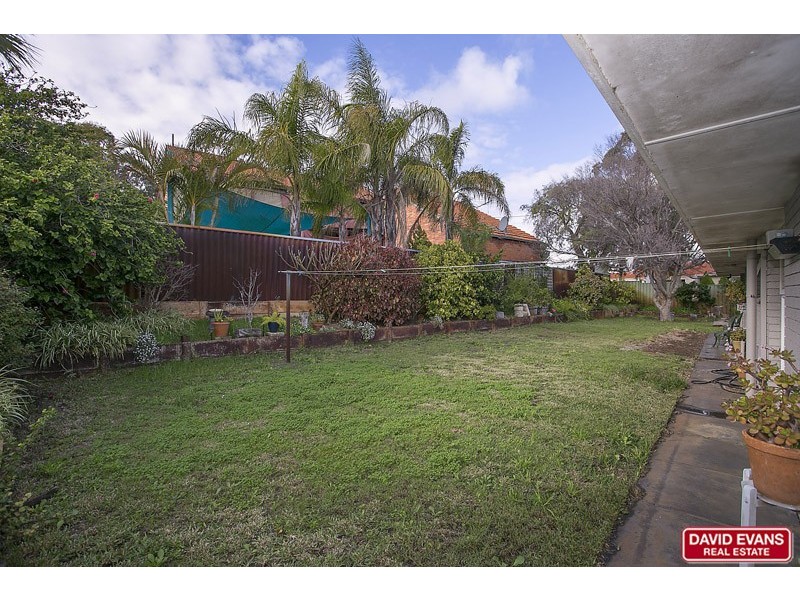 6 Ballantine Road, Warwick WA 6024