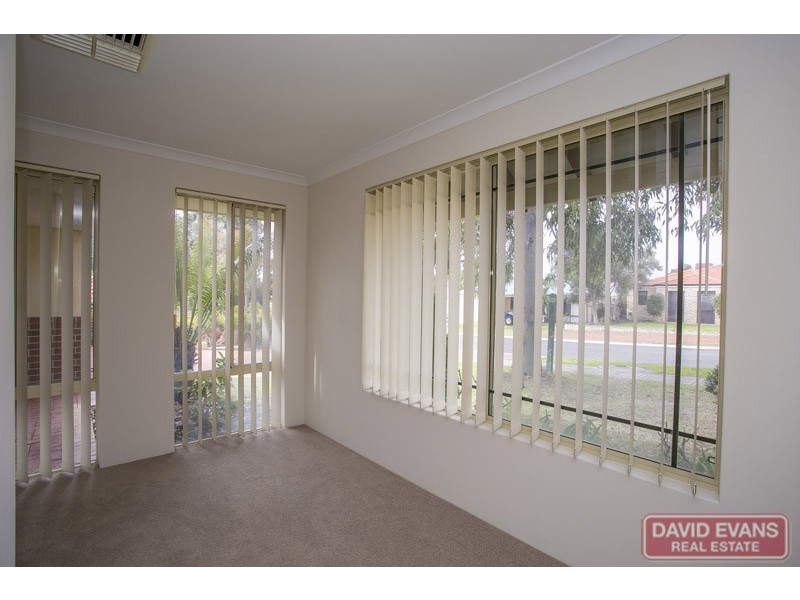 107 Roxburgh Circle, Kinross WA 6028