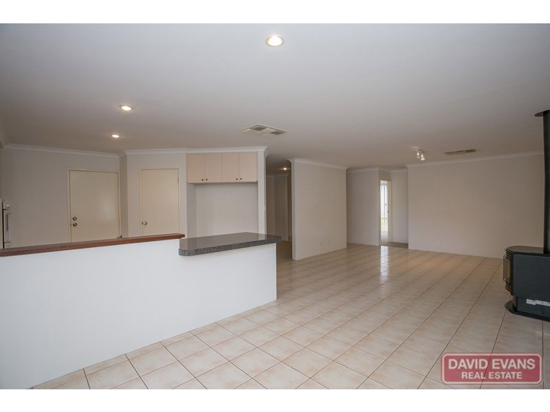 107 Roxburgh Circle, Kinross WA 6028