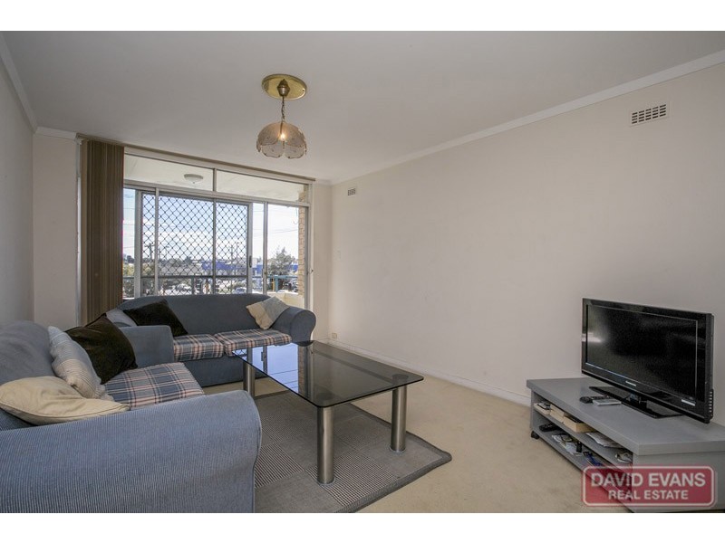 10/116 Royal Street, Tuart Hill WA 6060