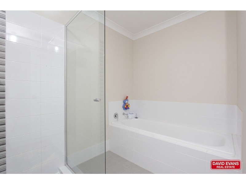 38B Eastbourne Crescent, Nollamara WA 6061