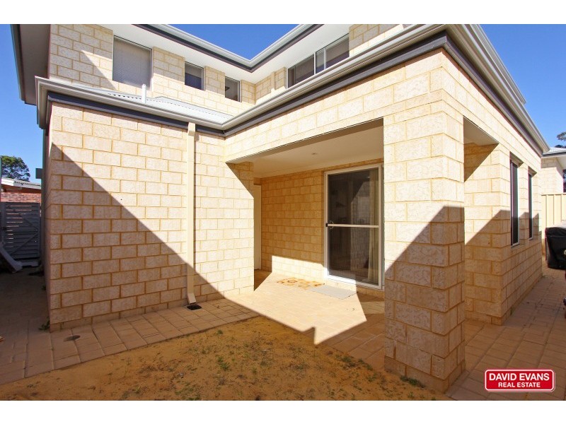 38B Eastbourne Crescent, Nollamara WA 6061