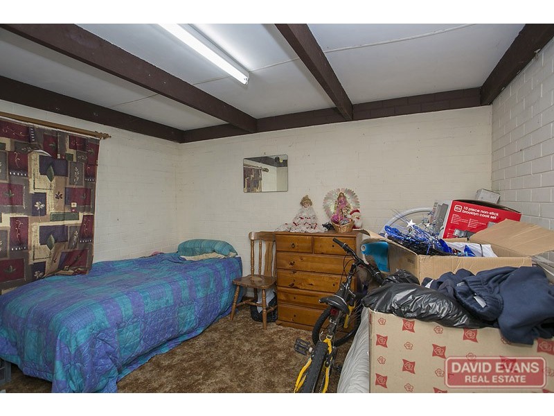 25 Finchley Crescent, Balga WA 6061