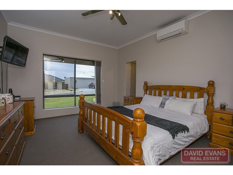 10 Pintaudi Court, Landsdale WA 6065