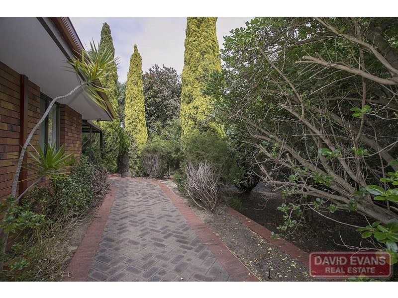 79 Wonambi Way, Wanneroo WA 6065