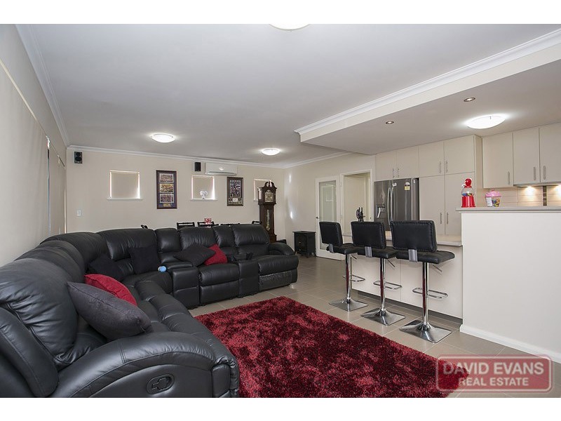 19 Verdello Way, Pearsall WA 6065