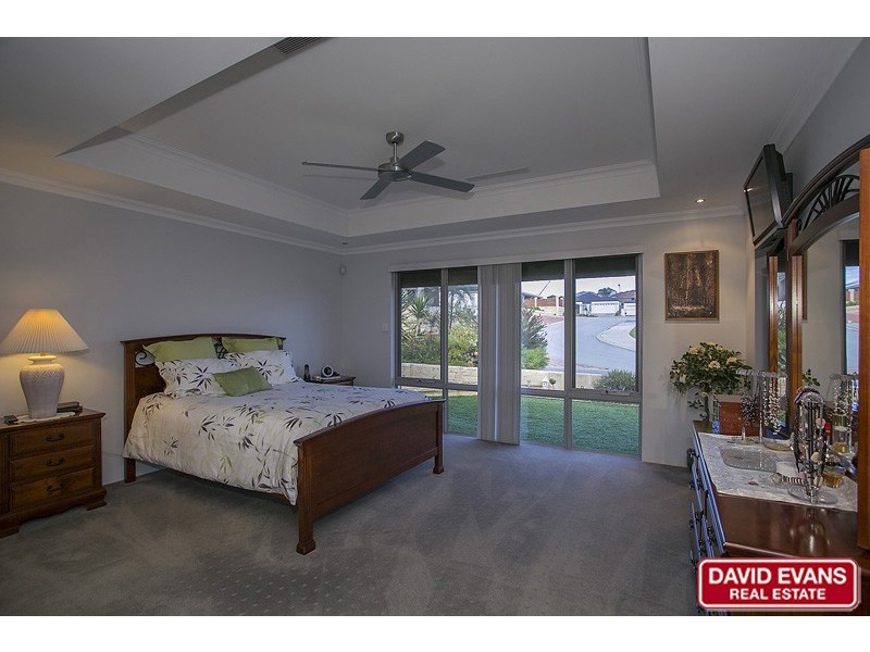 12 Chalkwell Bend, Landsdale WA 6065