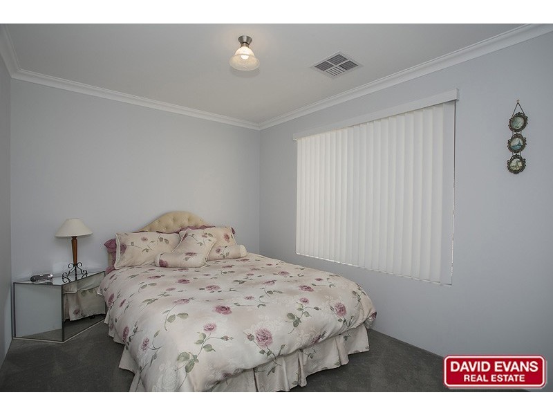 12 Chalkwell Bend, Landsdale WA 6065