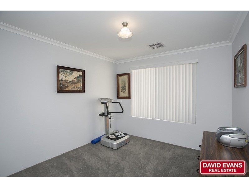 12 Chalkwell Bend, Landsdale WA 6065