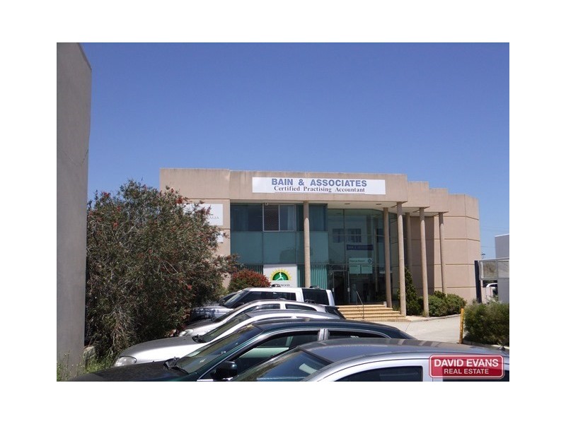 1/32 Prindiville Drive, Wangara WA 6065