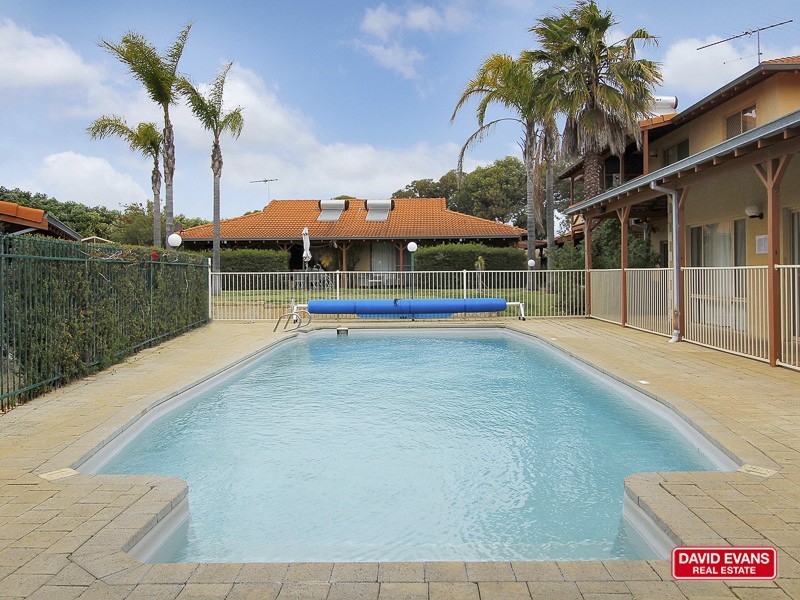 13/56 St Andrews Drive, Yanchep WA 6035