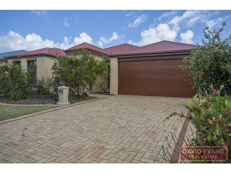 63 Archimedes Crescent, Tapping WA 6065