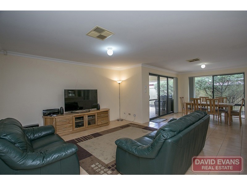 63 Archimedes Crescent, Tapping WA 6065