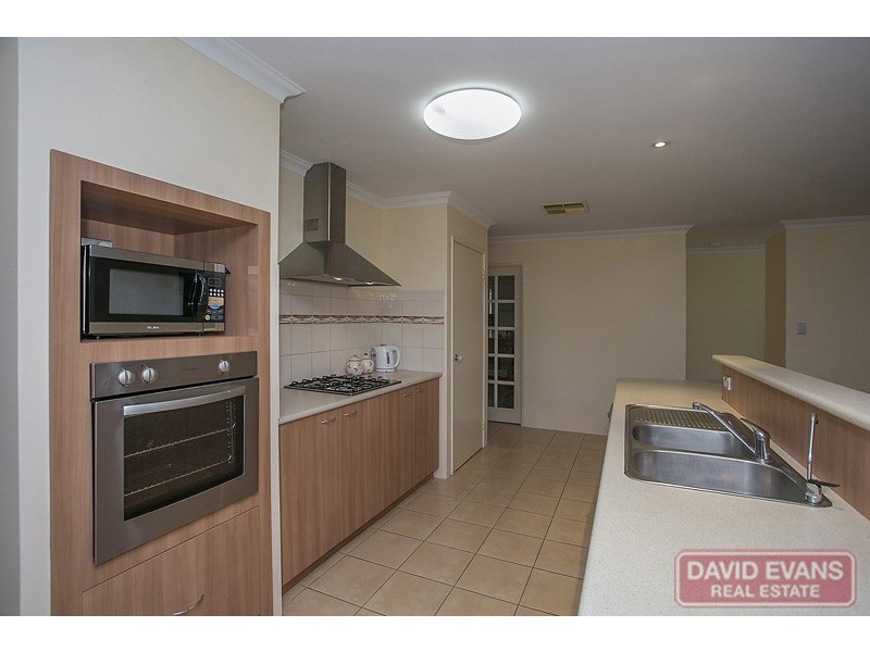 63 Archimedes Crescent, Tapping WA 6065