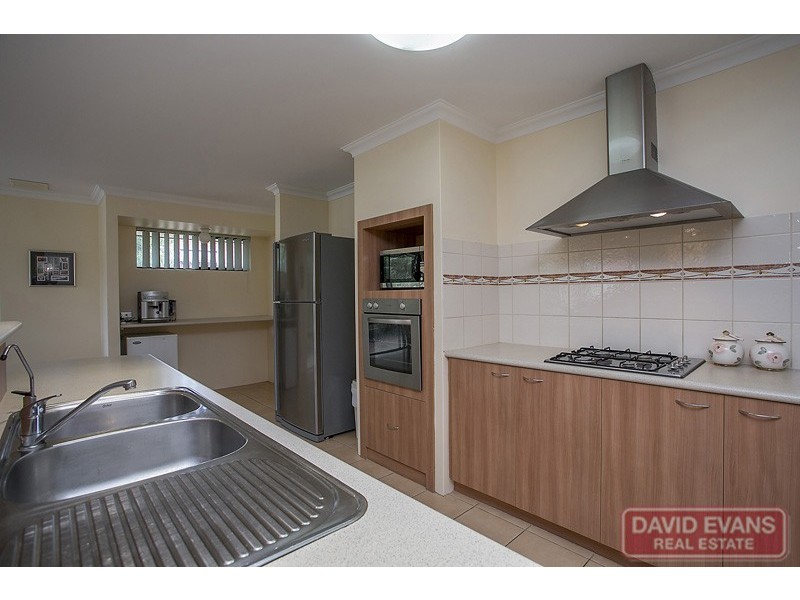 63 Archimedes Crescent, Tapping WA 6065