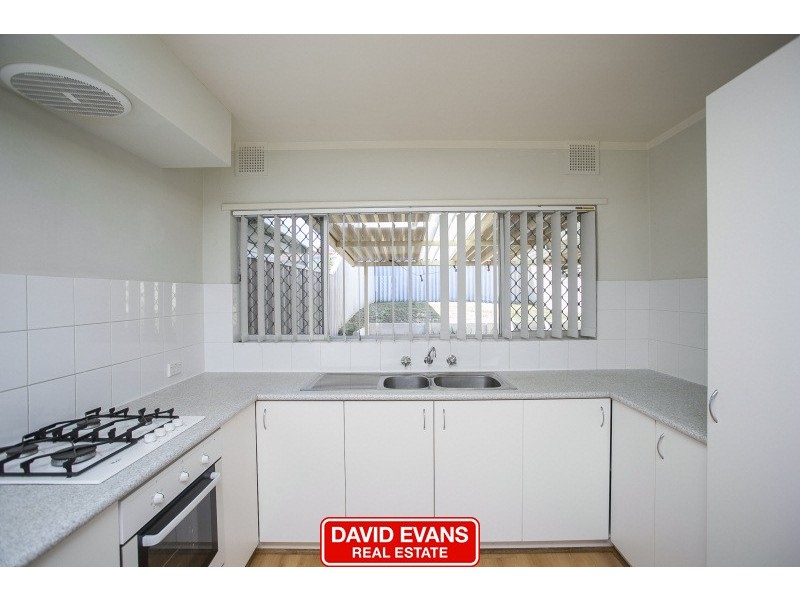 5C Brecknock Way, Girrawheen WA 6064