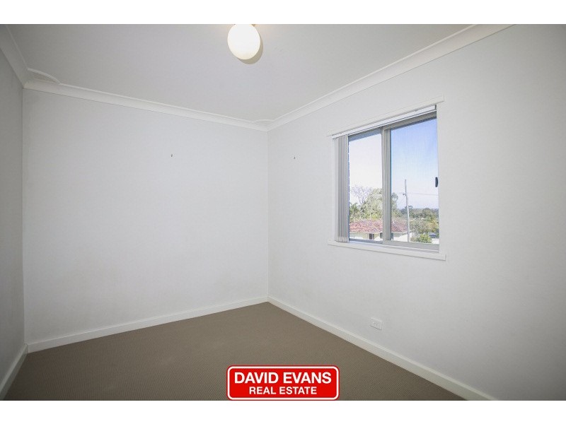 5C Brecknock Way, Girrawheen WA 6064