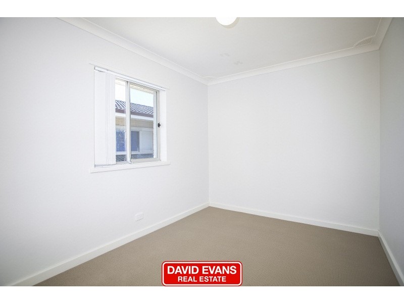 5C Brecknock Way, Girrawheen WA 6064