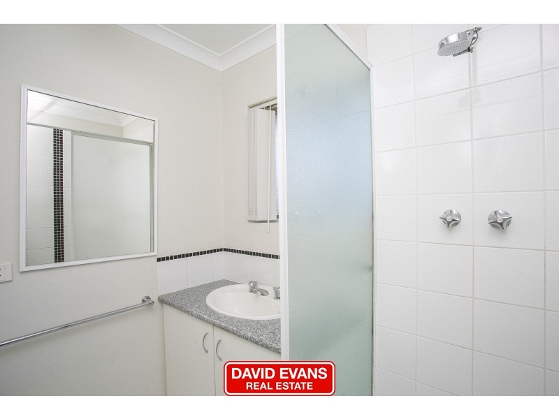 5C Brecknock Way, Girrawheen WA 6064