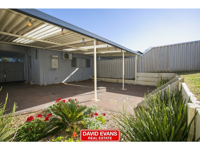 5C Brecknock Way, Girrawheen WA 6064